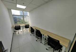 塑料多孔管道生产工艺流程